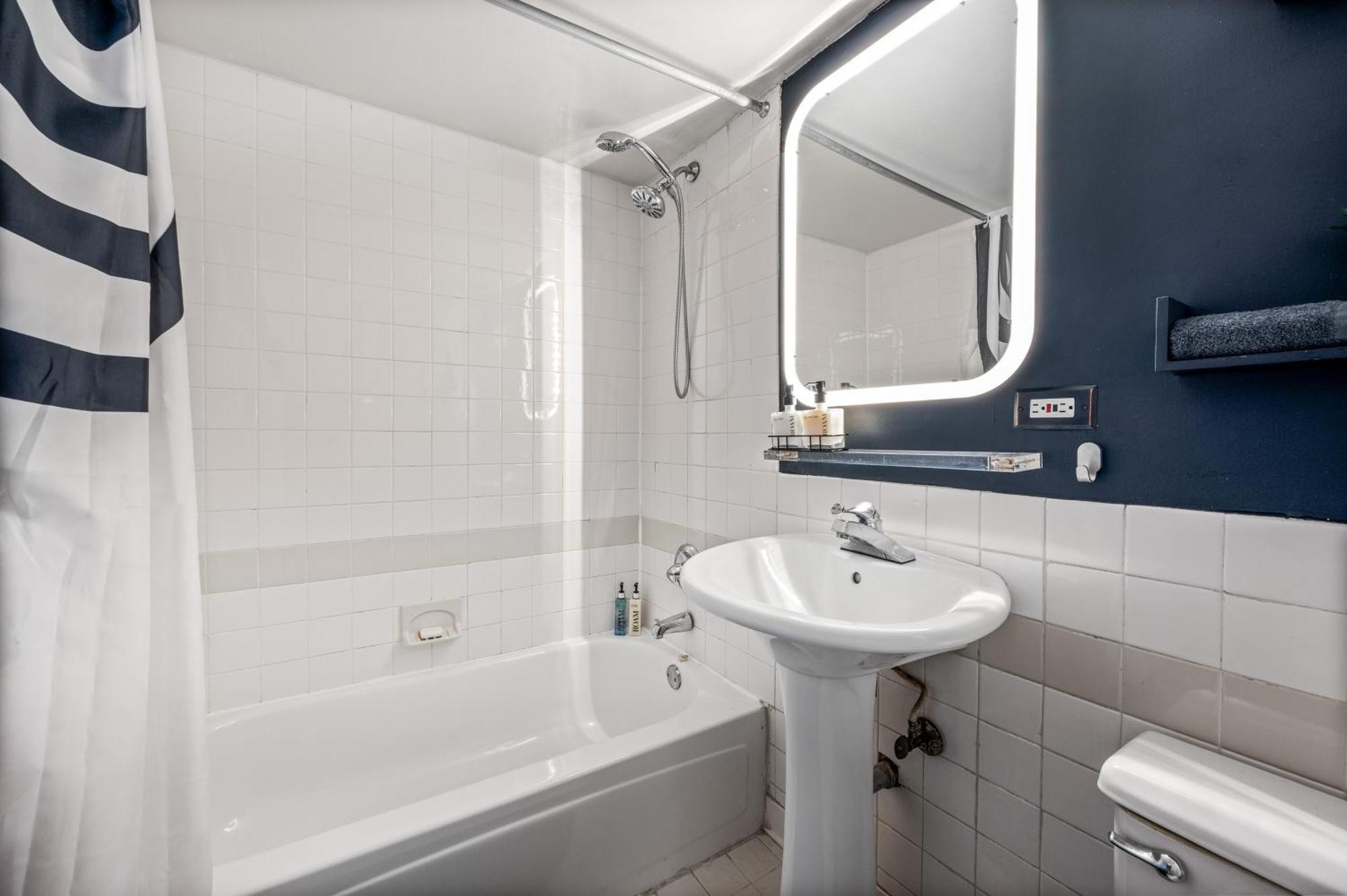 Modern Les One Bedroom New York